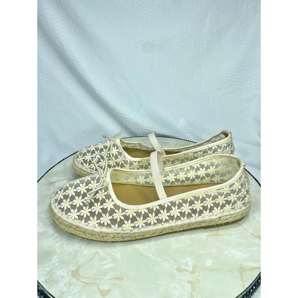 Madden Girl Floral Lace Mesh Espadrille Mary Jane Flats Womens 8.5 Cream Ballet
